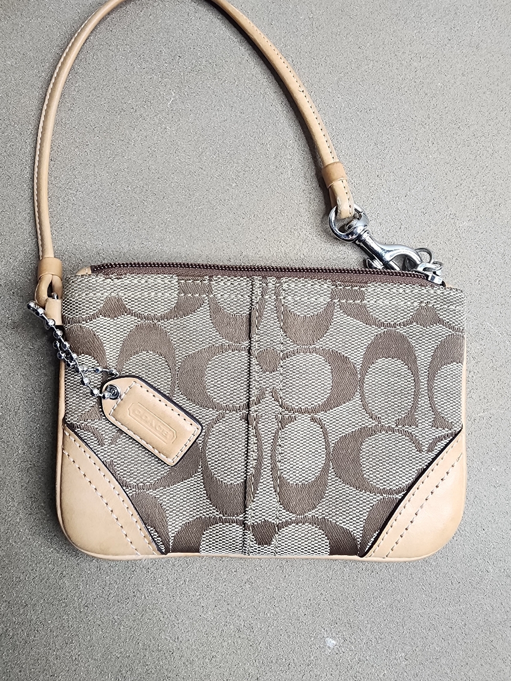 Coach Signature Canvas Wristlet in Khaki/Tan